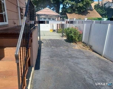 44 Vernon Street - Photo Thumbnail 11