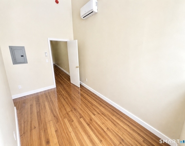 105 Bank Street - Photo Thumbnail 2