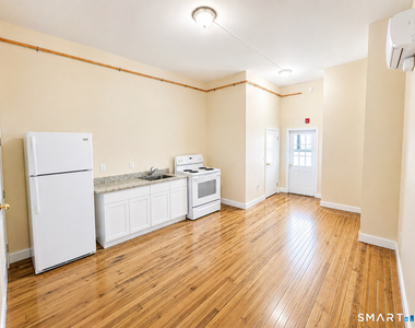 105 Bank Street - Photo Thumbnail 1