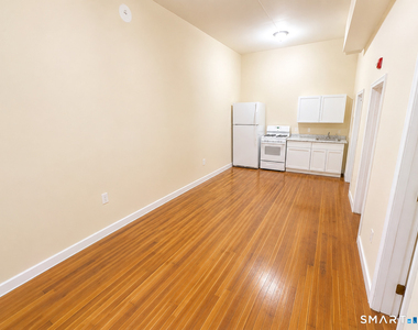 105 Bank Street - Photo Thumbnail 2