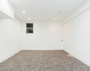 209 Malcolm X Boulevard - Photo Thumbnail 8