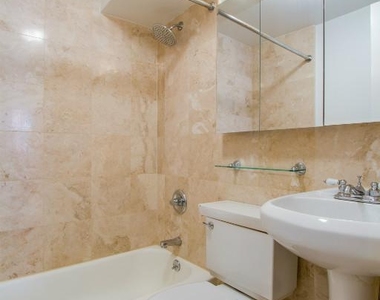 Clinton St #3A, NY - Photo Thumbnail 2