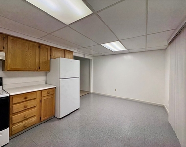 106 Dawson Dr - Photo Thumbnail 7