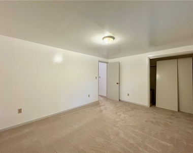 106 Dawson Dr - Photo Thumbnail 15