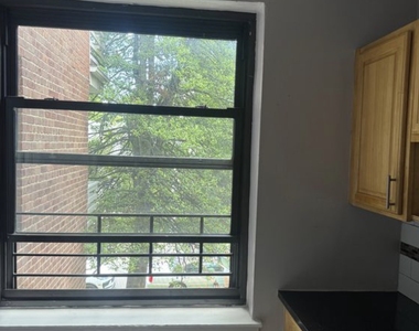 16 Stoner Avenue,Great Neck,NY 11021 - Photo Thumbnail 3