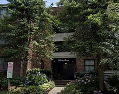 16 Stoner Avenue,Great Neck,NY 11021 - Photo Thumbnail 4