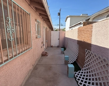 2111 Stewart Avenue - Photo Thumbnail 17