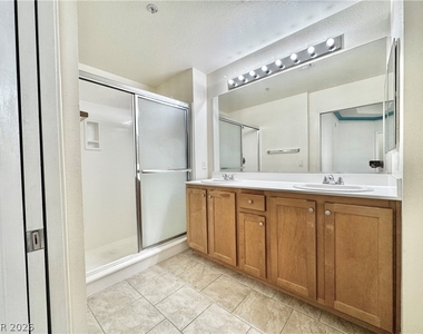 83 E Agate Avenue - Photo Thumbnail 6