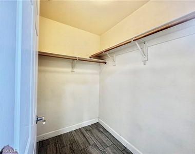 83 E Agate Avenue - Photo Thumbnail 15