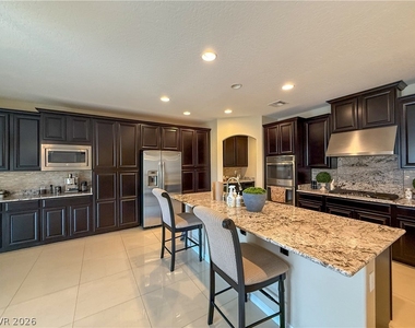 7276 White Bloom Avenue - Photo Thumbnail 11