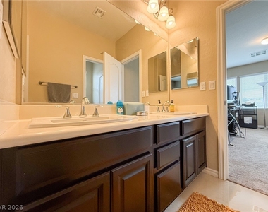 7276 White Bloom Avenue - Photo Thumbnail 34