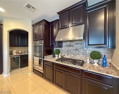 7276 White Bloom Avenue - Photo Thumbnail 5
