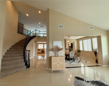 7276 White Bloom Avenue - Photo Thumbnail 1