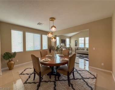 7276 White Bloom Avenue - Photo Thumbnail 3