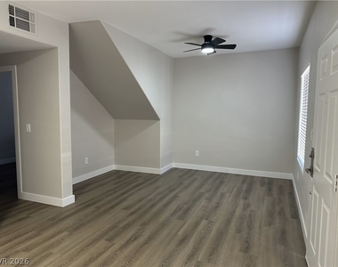 2181 Hussium Hills Street - Photo Thumbnail 17