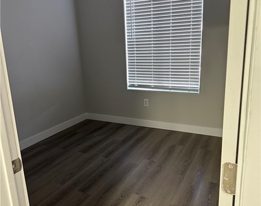 2181 Hussium Hills Street - Photo Thumbnail 24
