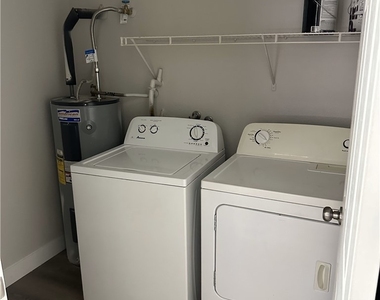 2181 Hussium Hills Street - Photo Thumbnail 40