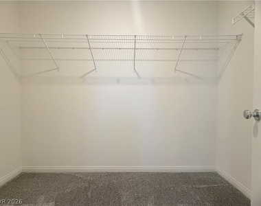 7659 W Mistral Avenue - Photo Thumbnail 12