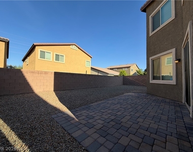 6176 Jennings Cove Court - Photo Thumbnail 32