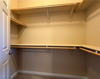 6176 Jennings Cove Court - Photo Thumbnail 12