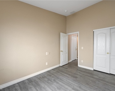 527 Braided River Avenue - Photo Thumbnail 30