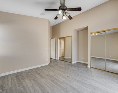 527 Braided River Avenue - Photo Thumbnail 10