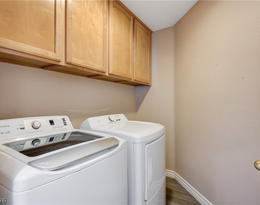 527 Braided River Avenue - Photo Thumbnail 37
