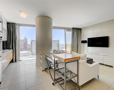 3726 Las Vegas Boulevard - Photo Thumbnail 7