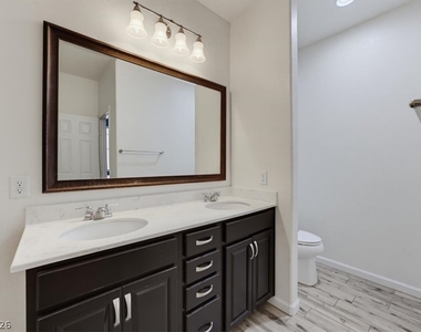 917 Spiracle Avenue - Photo Thumbnail 23