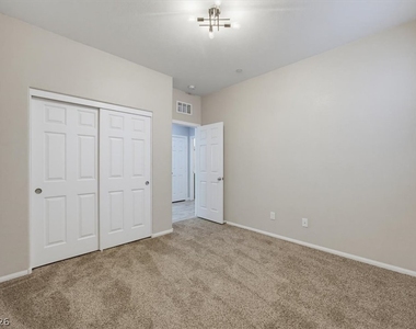 917 Spiracle Avenue - Photo Thumbnail 31
