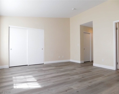 6011 Chisolm Trail - Photo Thumbnail 18