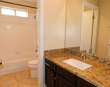 6011 Chisolm Trail - Photo Thumbnail 13