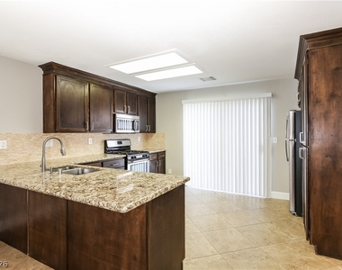 5032 Jacarilla Lane - Photo Thumbnail 5