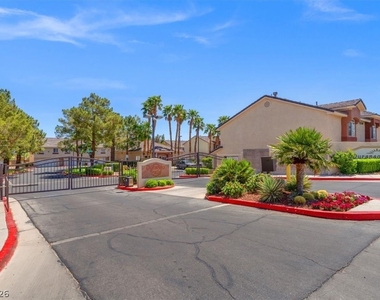 1200 Nevada Sky Street - Photo Thumbnail 18
