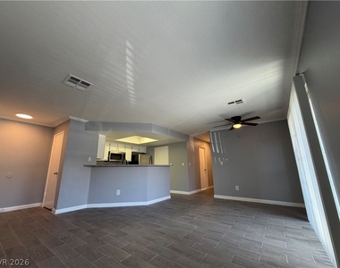 8600 W Charleston Boulevard - Photo Thumbnail 4
