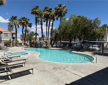 8600 W Charleston Boulevard - Photo Thumbnail 19