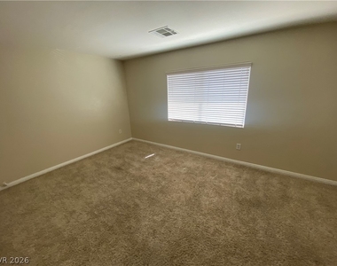 269 Bent Sunflower Court - Photo Thumbnail 8