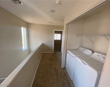 269 Bent Sunflower Court - Photo Thumbnail 12