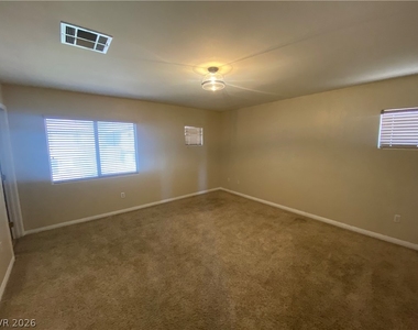 269 Bent Sunflower Court - Photo Thumbnail 13