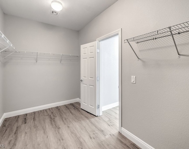 146 Augusta Course Avenue - Photo Thumbnail 19