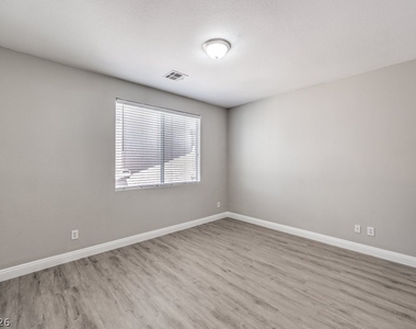 146 Augusta Course Avenue - Photo Thumbnail 20