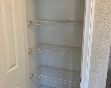 1411 Santa Margarita Street - Photo Thumbnail 9