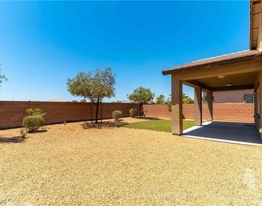 205 Dela Cruz Avenue - Photo Thumbnail 24
