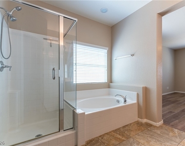 205 Dela Cruz Avenue - Photo Thumbnail 15
