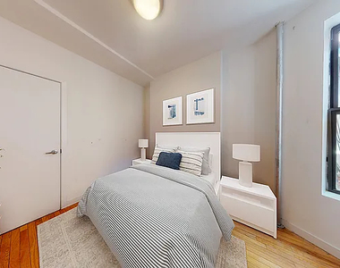 312 East 91st Street - Photo Thumbnail 1