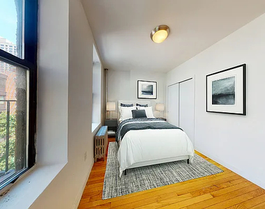 312 East 91st Street - Photo Thumbnail 2