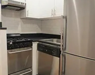 312 East 91st Street - Photo Thumbnail 9