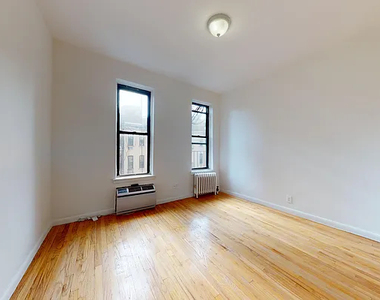 334 East 93rd Street - Photo Thumbnail 4