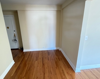 66-7 99th Street - Photo Thumbnail 8