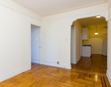 102 Albemarle Rd - Photo Thumbnail 5